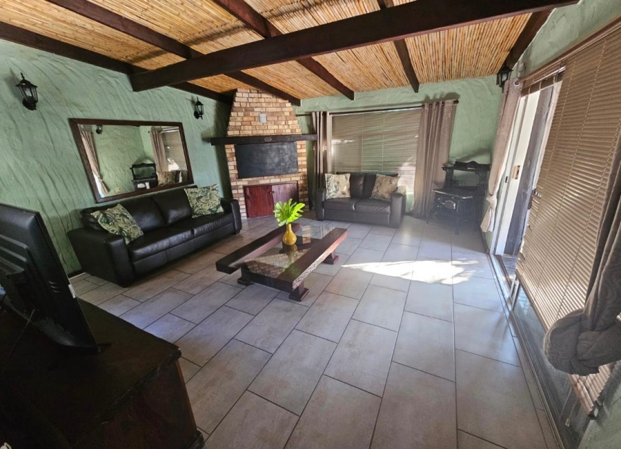 4 Bedroom Property for Sale in Windsor Park Eastern Cape
